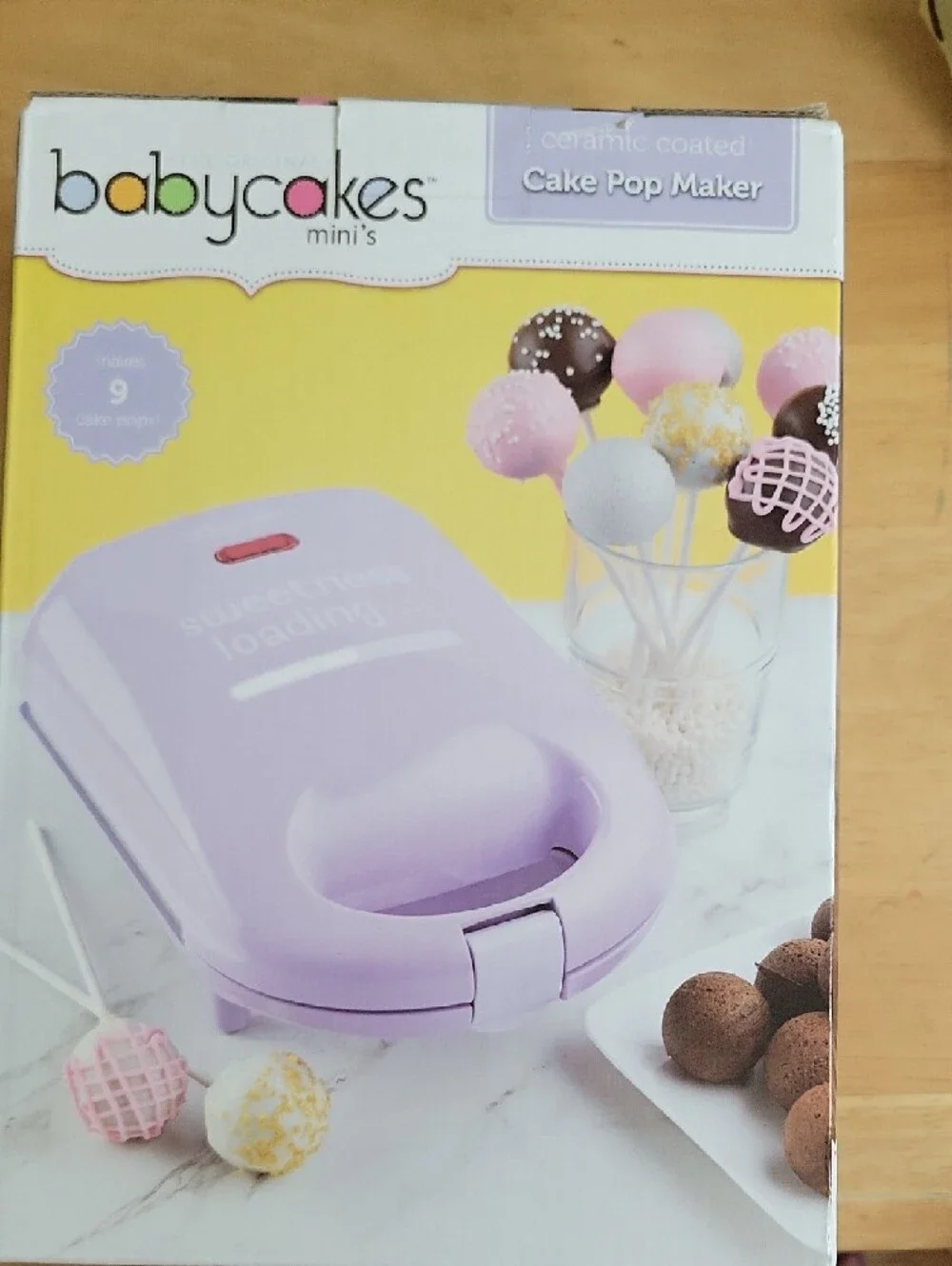 babycakes mini's Ceramic Coated Cake Pop Maker - Lavender